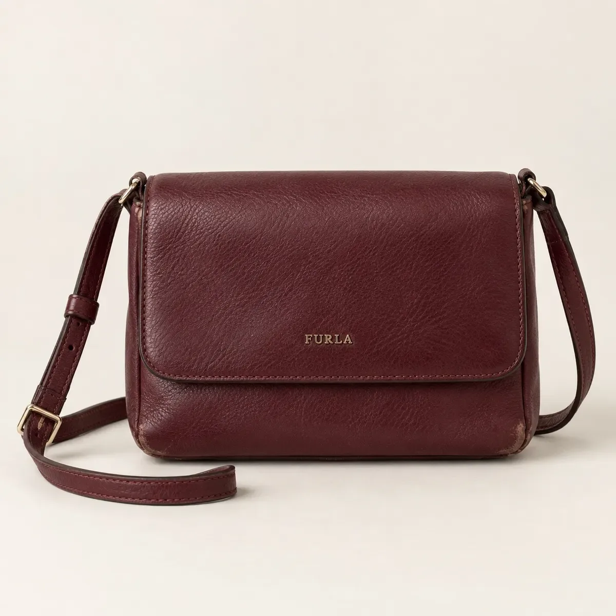 Borsa Furla a tracolla in pelle bordeaux